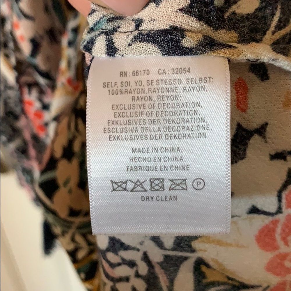 Maeve Floral Blouse - Picture 11 of 12